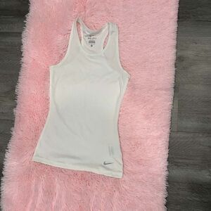 Nike Women's White Tank Top Excellent Condition